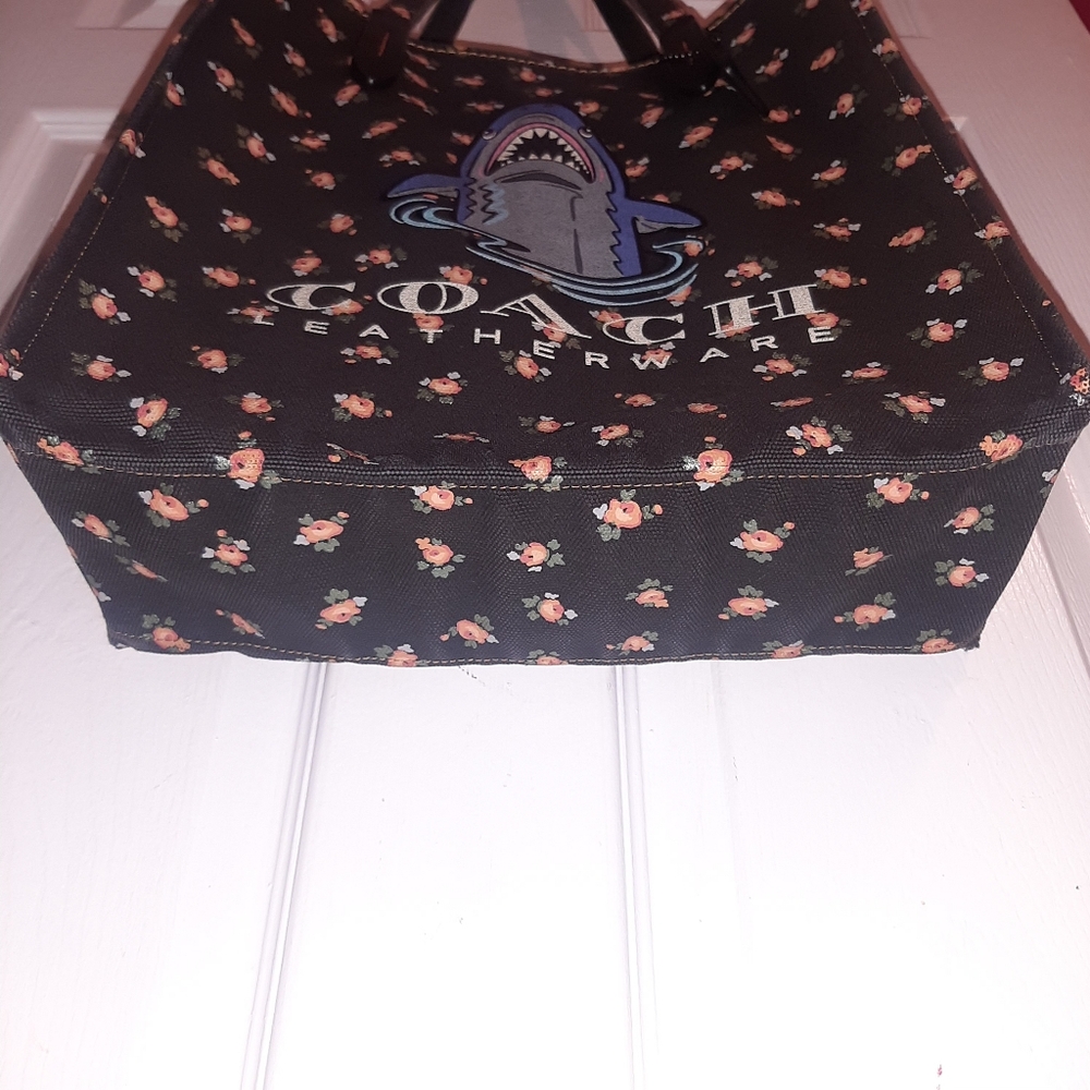 Coach Sharky Tote - Picture 5 of 7